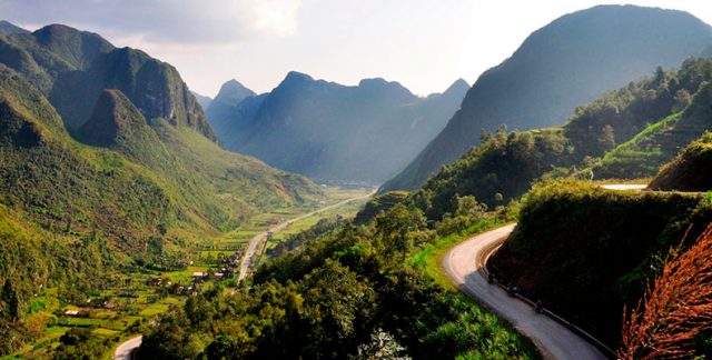 https://travel.ruban.co.ua/wp-content/uploads/2020/02/progulyanky-po-v’jetnamu_vnut-640x324.jpg